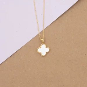 Dainty Four Leaf Clover Necklace – White Colour